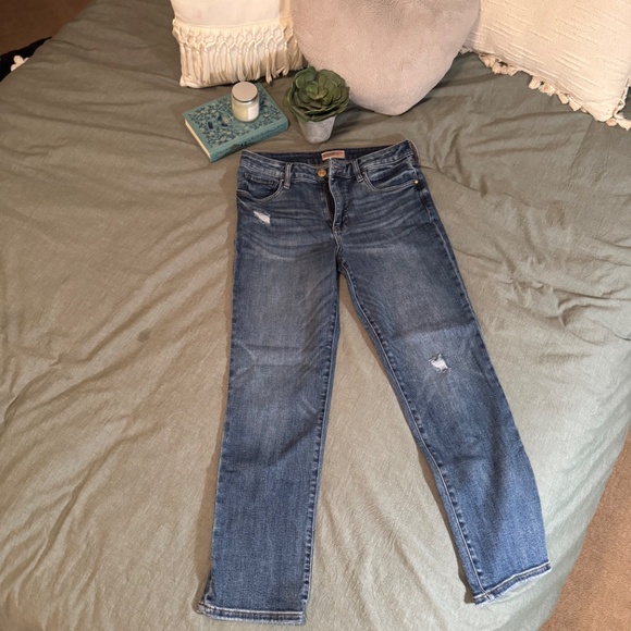 Women’s Denim Straight-leg Jeans - Picture 2 of 6